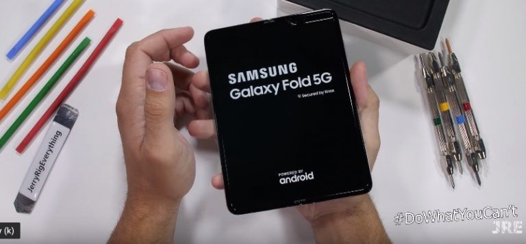 Video: cum rezista Samsung Galaxy Fold la indoire si zgarieri