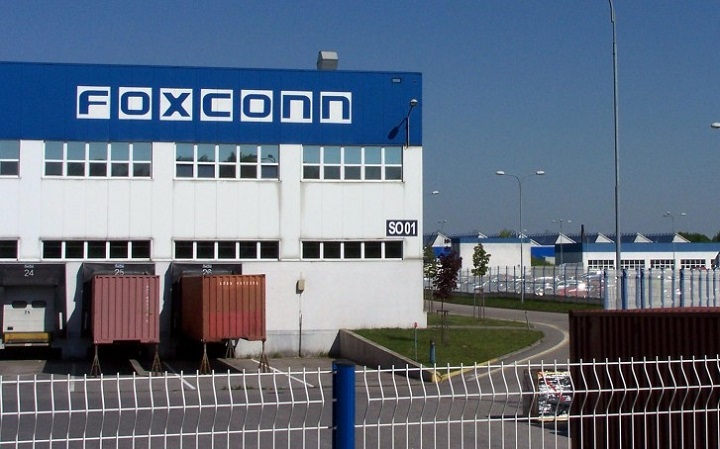 Fabricile Foxconn din China raman inchise inca o saptamana, Apple sufera cel mai mult