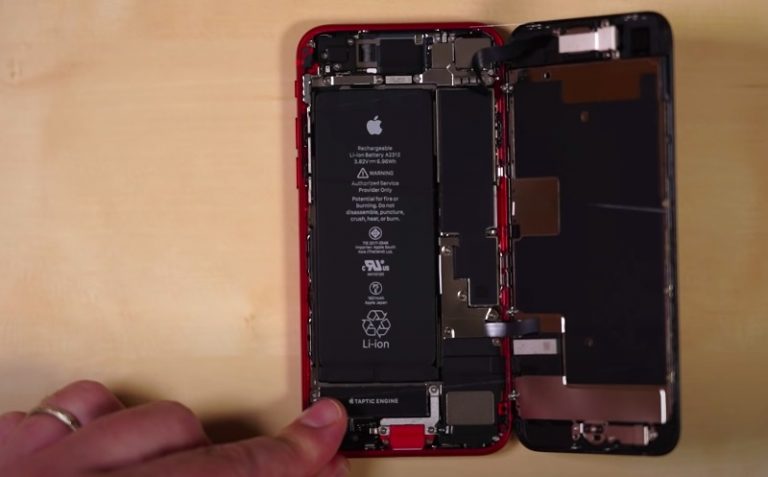 iFixit ne oferă o privire detaliată asupra interiorului noului iPhone SE, ediția 2020.