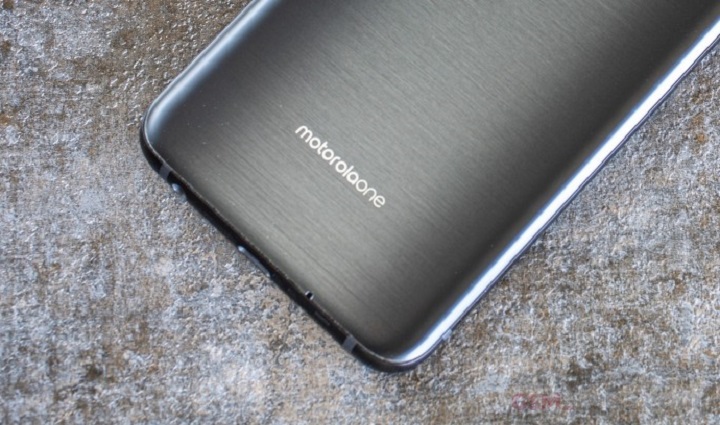 Motorola One Fusion, o noua familie mid-range de la Motorola