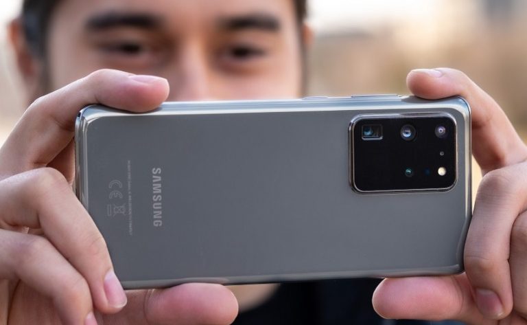 Samsung Galaxy S20 Ultra se vinde peste asteptari
