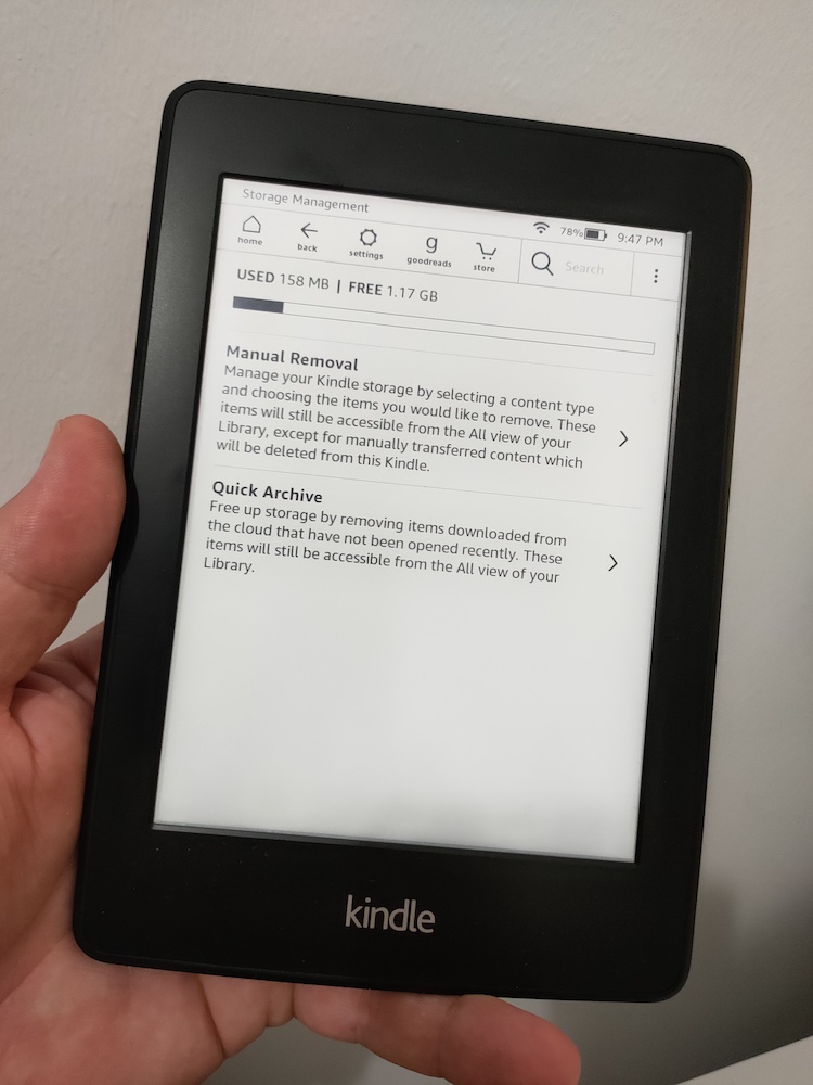 Amazon aduce opțiuni mai simple de curățare a bibliotecii de cărți de pe anumite modele de Kindle.