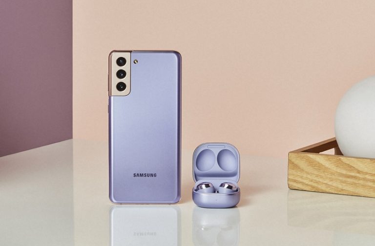 La achiziția oricărui smartphone din seria Galaxy S21/S21+ veți primi gratuit un set de căști wireless Galaxy Buds+, adică primiți un bonus de aproape 700 lei.