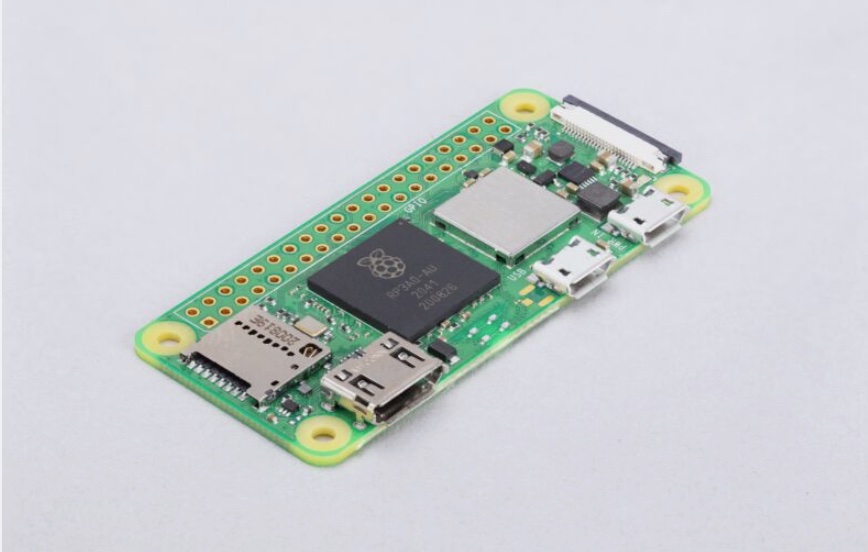 Noul Raspberry Pi Zero 2 W este de 5 ori mai rapid decât prima variantă și costă 15 USD.