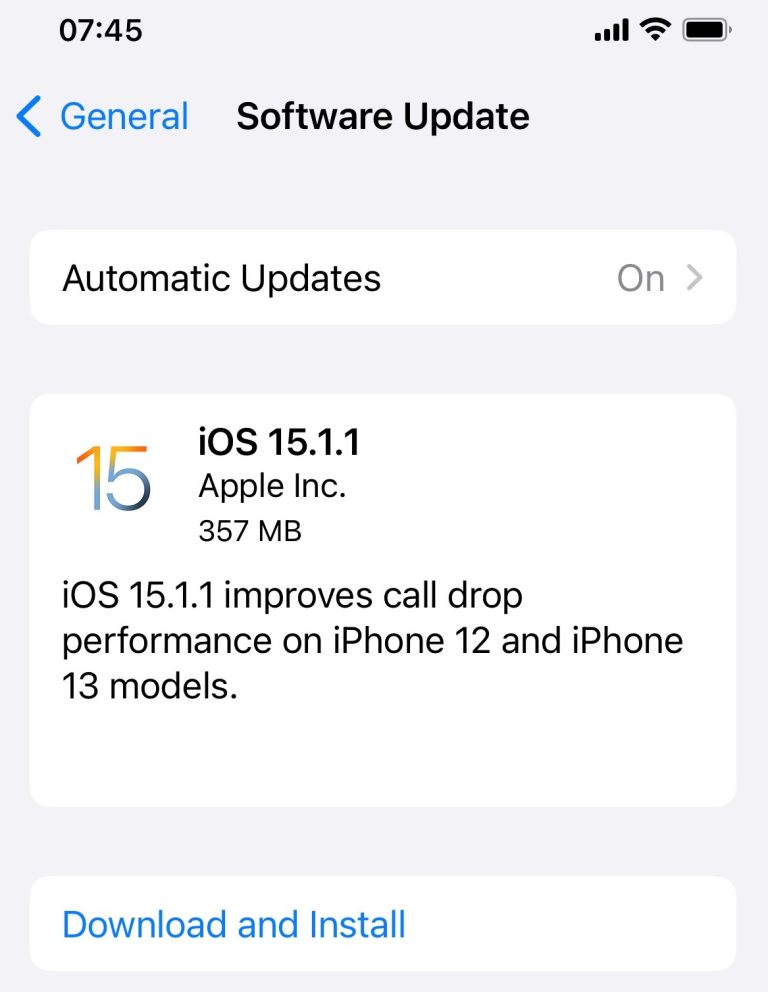 Daca aveati probleme cu apelurile pe iPhone 12 si 13 puneti noul iOS 15.5.1