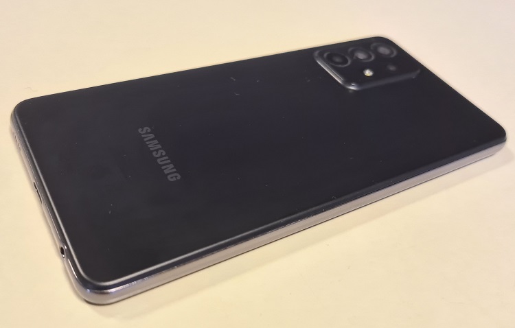 Samsung Galaxy A52s 5G primeste update-ul de Android 12 cu OneUI 4.0