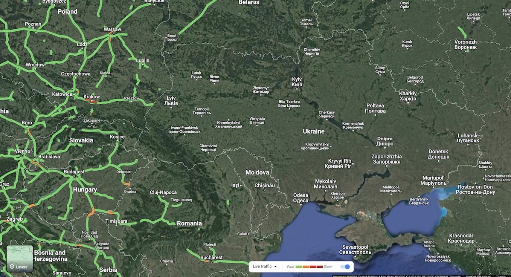 Google a decis să oprească din Maps informațiile despre trafic și locuri aglomerate pentru a proteja cetățenii Ucrainei.