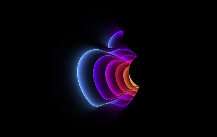 În seara asta au venit invitațiile pentru primul eveniment Apple din 2022, „Peek Perfomance” ce va avea loc pe 8 martie și în care vedem noua generație iPhone SE.