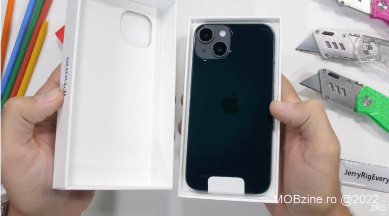 iPhone 14 e primul model Apple ce supraviețuiește testului distructiv făcut de JerryRigEverything.