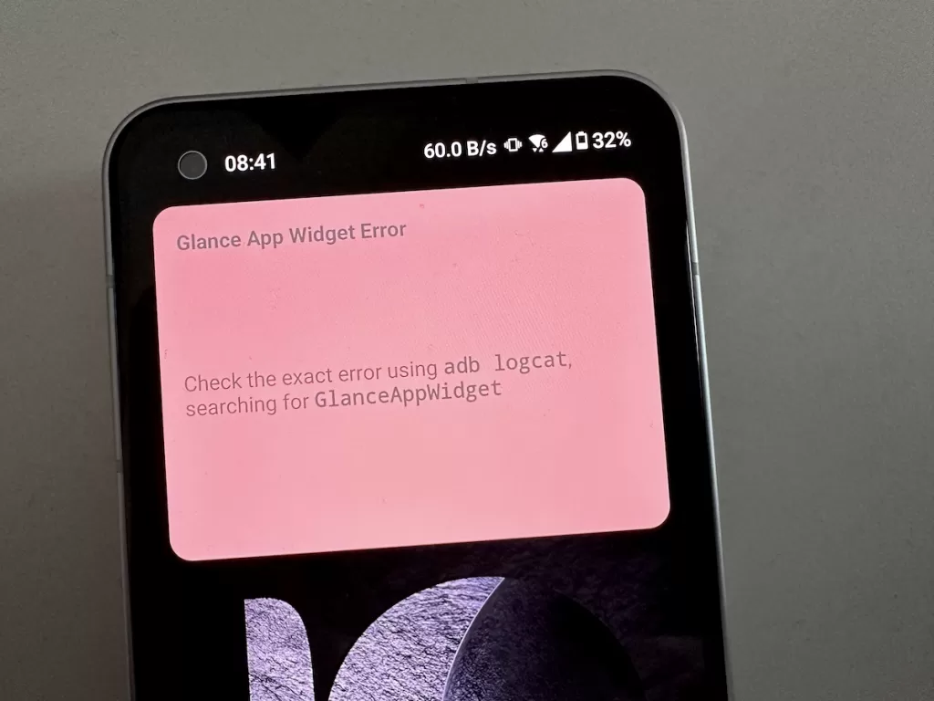 Aplicația Google Glance pentru Android a început să genereze erori de tipul App Widget Error. Îți spun ce poți face ca să rezolvi problema!