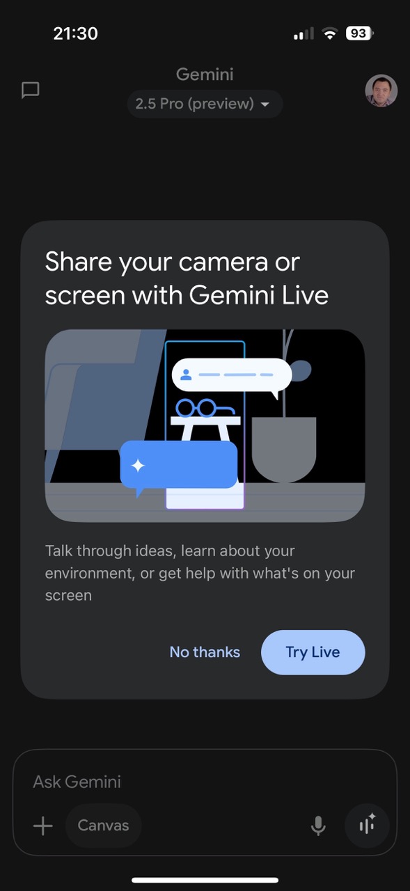După update-ul Gemini de ieri am văzut că opțiunea de folosire a camerei, anunțată de Google săptămâna trecută la Google I/O, e activă