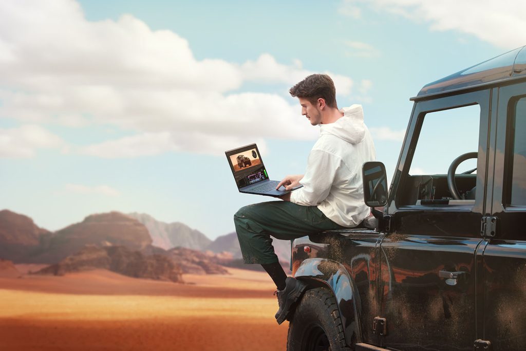 ASUS ProArt P16 e un laptop puternic, cu GeForce RTX 5070, dedicat creatorilor de conținut.