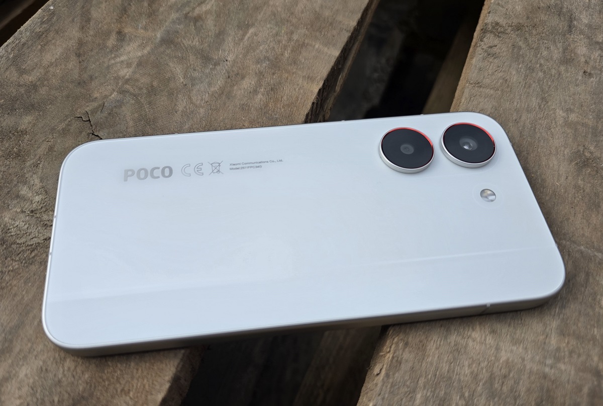 Review Xiaomi Poco X8 Pro, un best-buy demn de o distincție