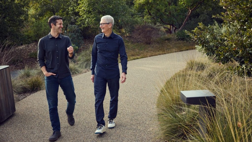 Tim Cook