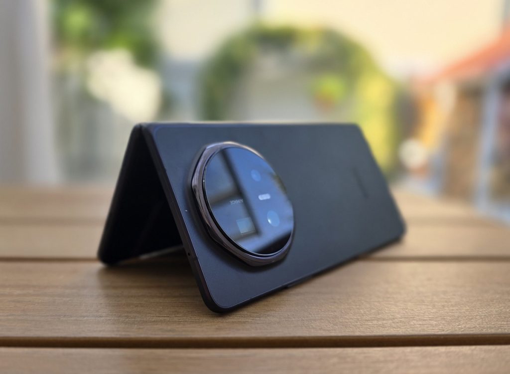 Review Honor Magic V6